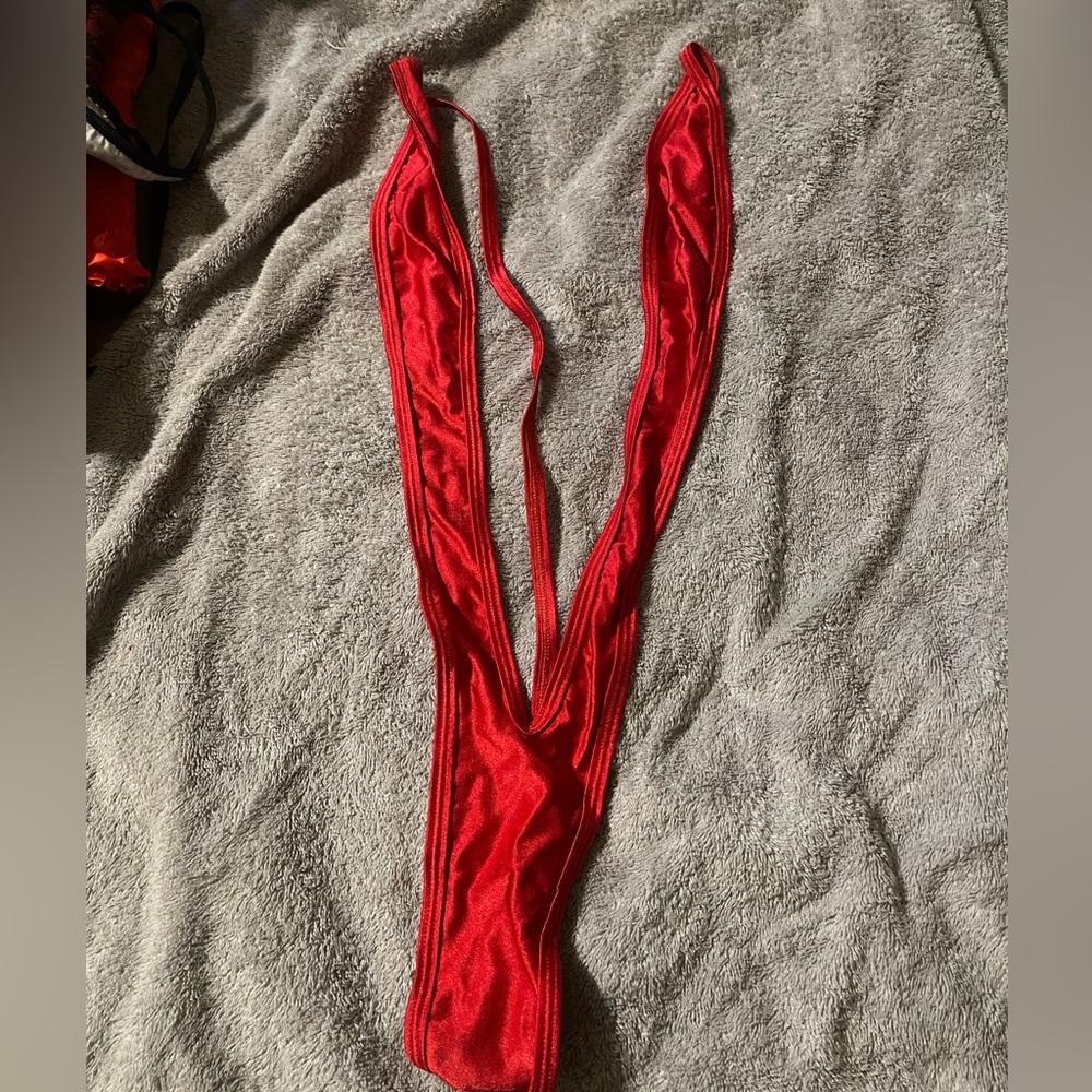 COPY - Red sling shot
